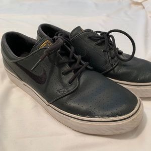 Nike Sb Janoskis Black Leather Like